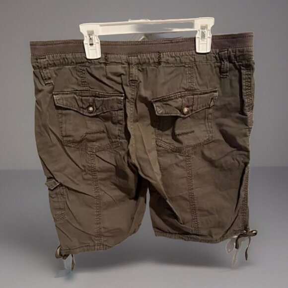 Juniors Size 9 UnionBay Cargo Brown Shorts - Picture 2 of 3